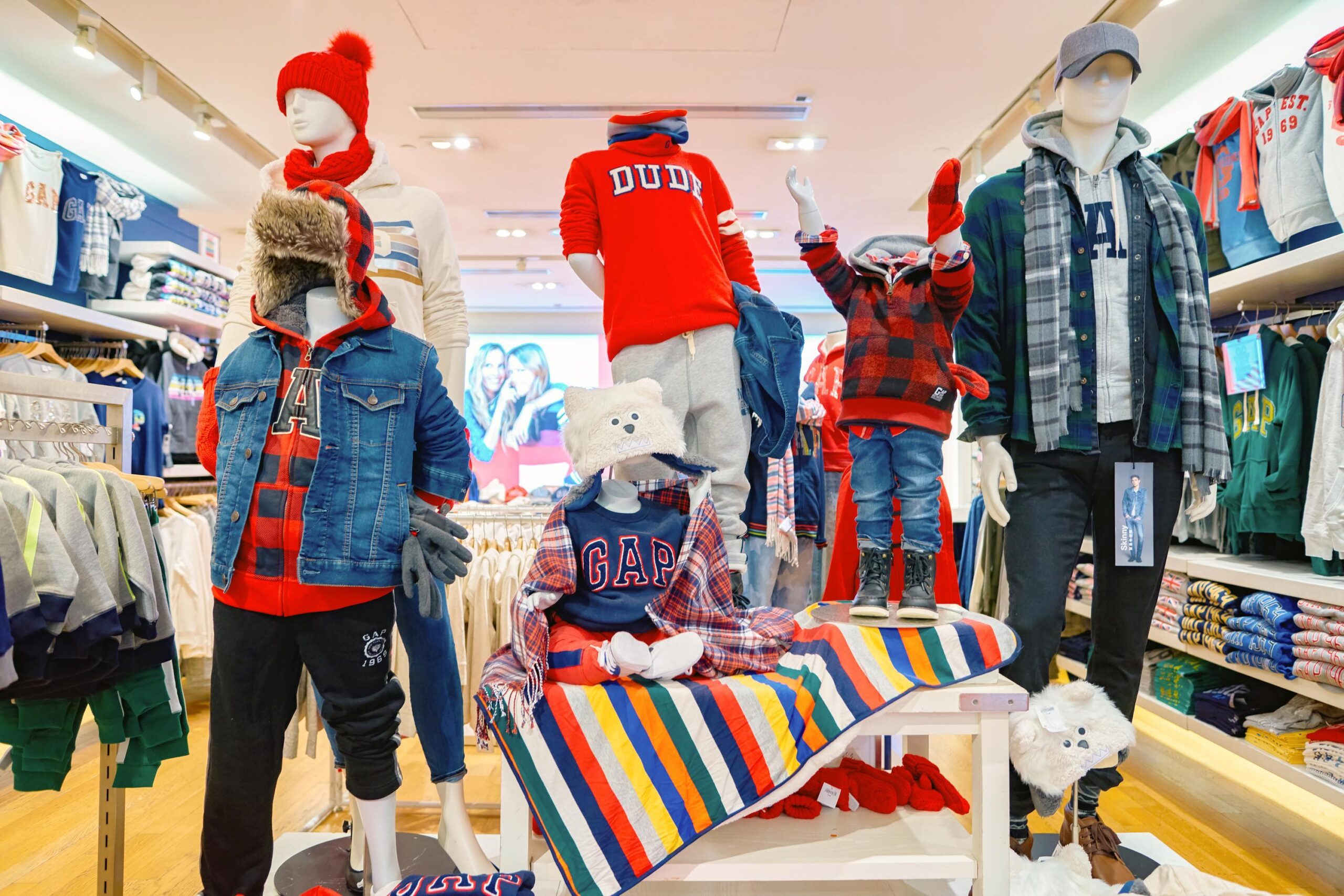 Gap – Tienda Oficial Gap En Madrid Fotos